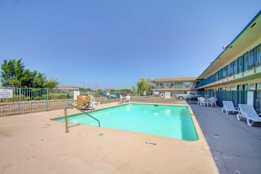 Americas Best Value Inn Stillwater Exterior foto