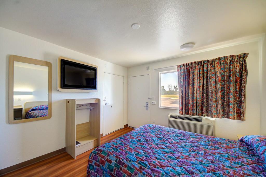 Americas Best Value Inn Stillwater Exterior foto