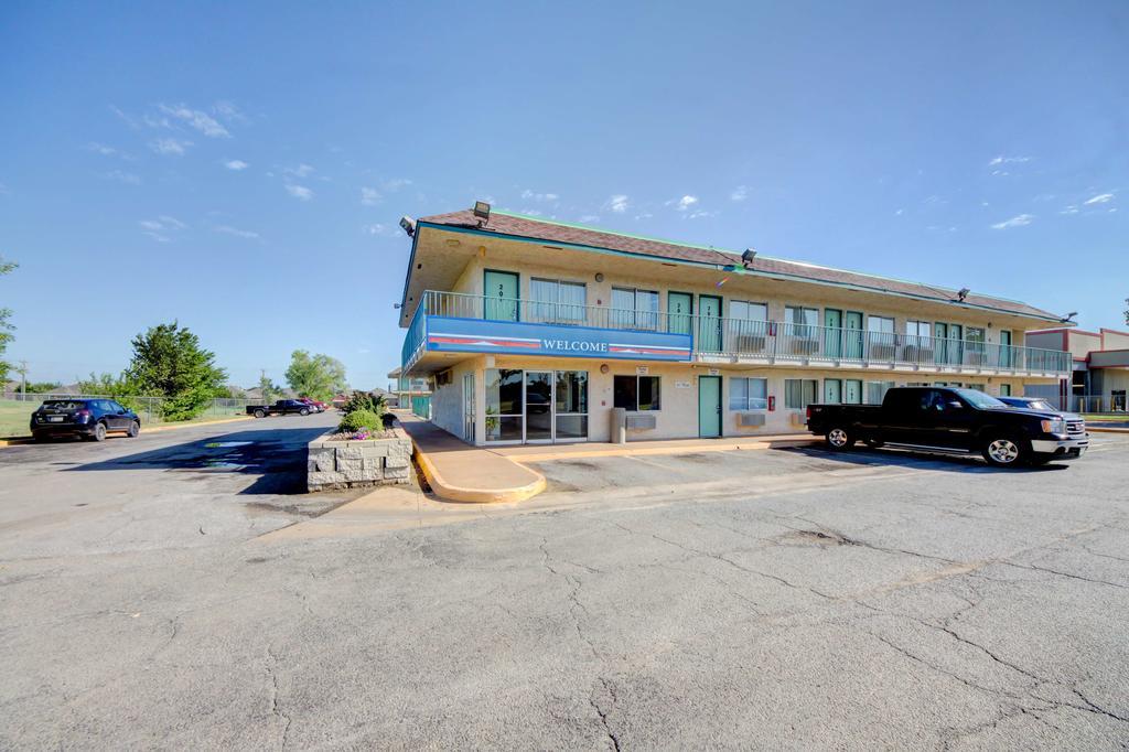 Americas Best Value Inn Stillwater Exterior foto